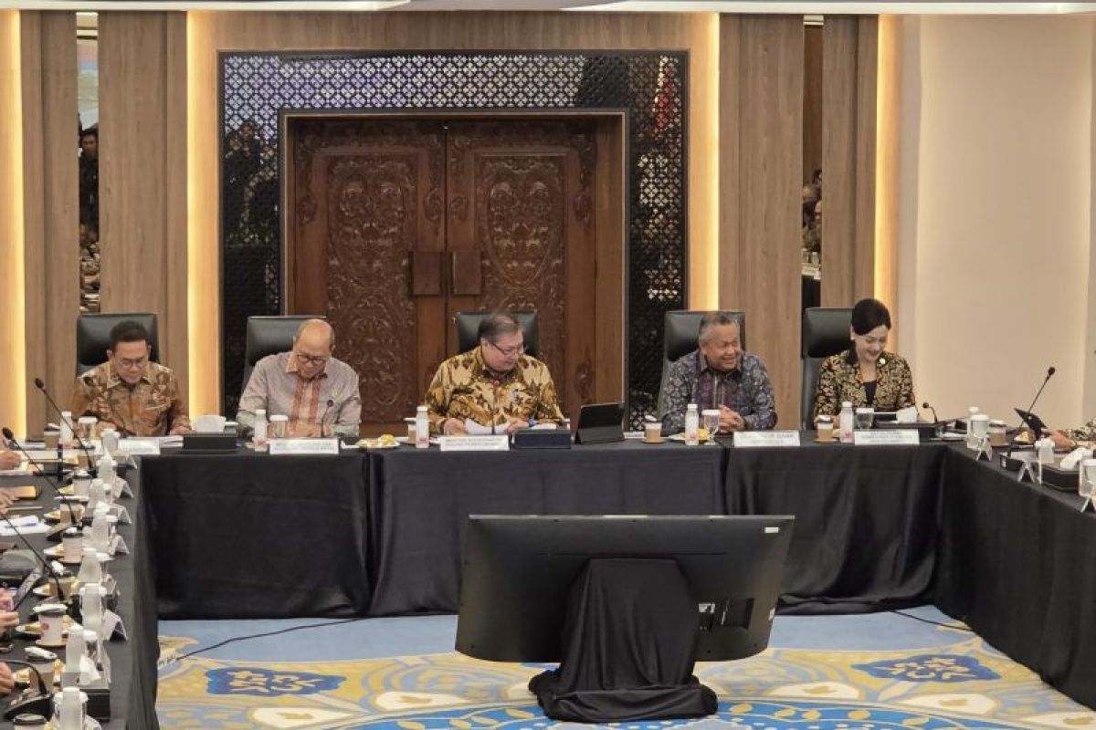 OJK Tightens Oversight of Escrow Accounts to Support the DHE SDA Foreign Exchange Policy