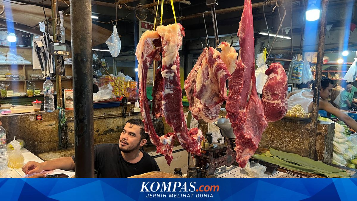 Beef prices in Bogor reach Rp145,000 per kilogram, traders say the dollar rise is to blame