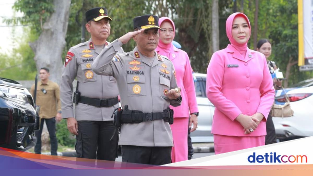 Inspector General Kalingga Rendra Raharja Officially Takes Up Post as NTB Police Chief