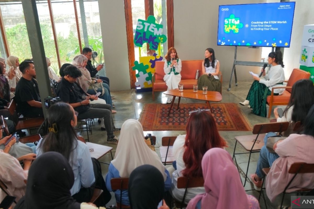 Grab Indonesia Opens STEM Learning Space for Women