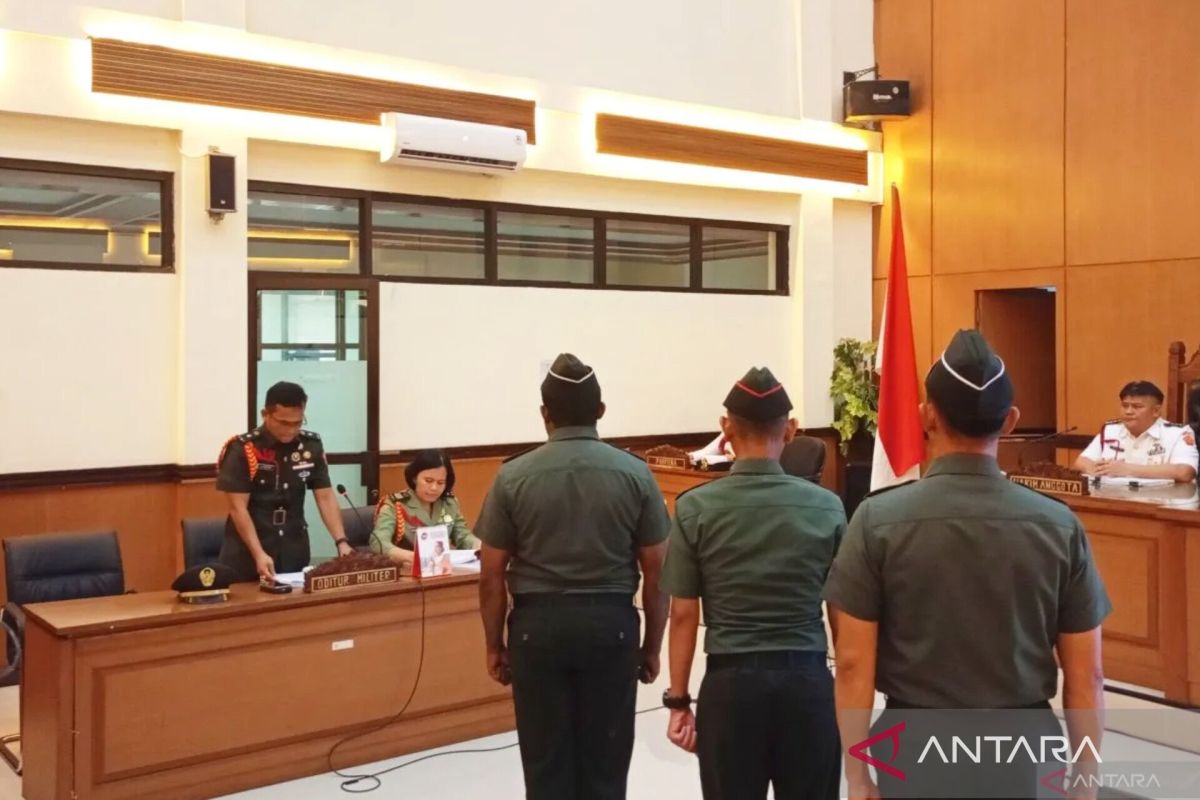 Defendant in bank branch manager murder case refuses to pay restitution