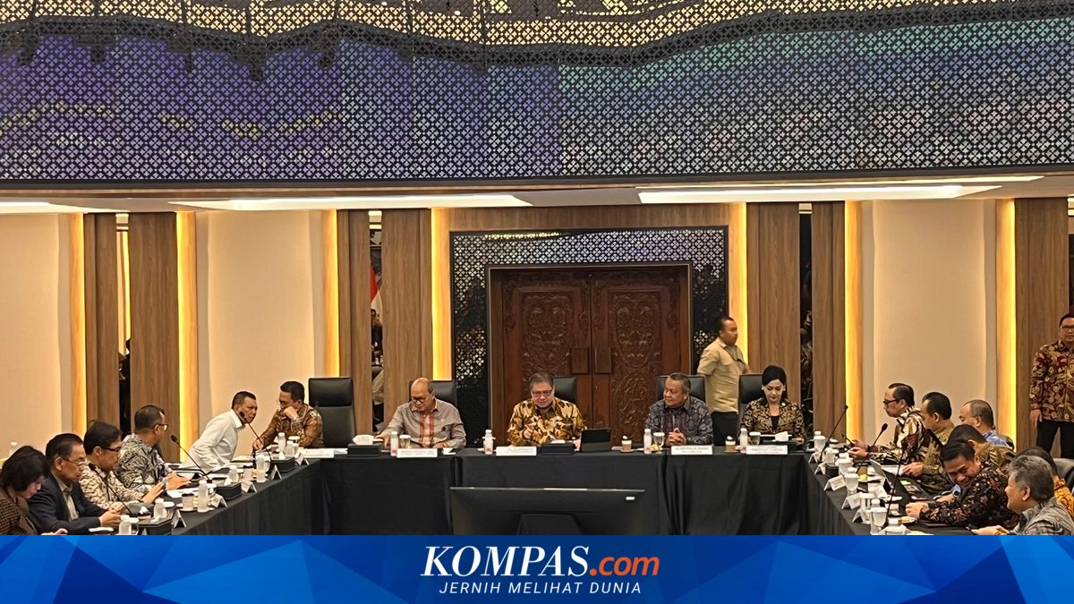 Airlangga Claims Entrepreneurs Respond Positively to One-Stop Export via PT DSI