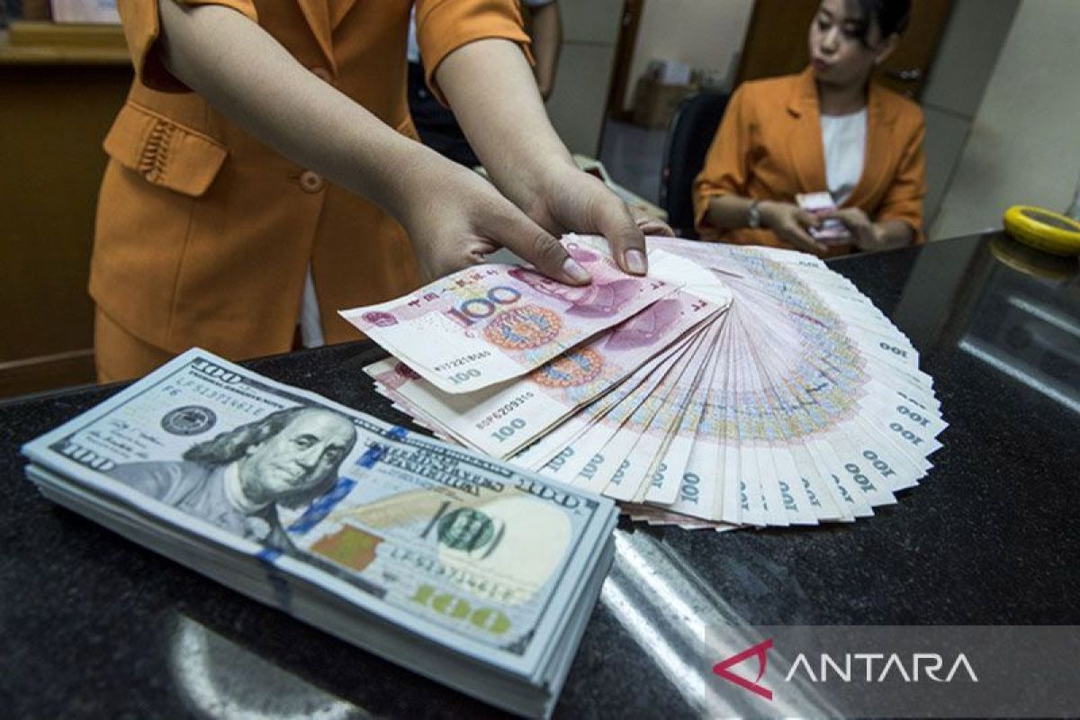 Indonesia allows exporters to hold yuan for commodity earnings