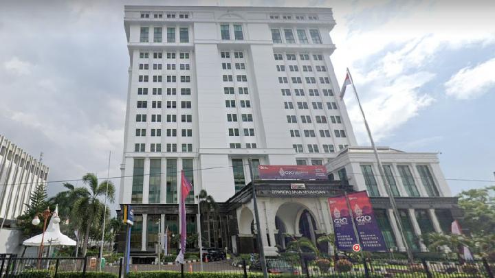 OJK Prepares Incentives to Support Export Earnings Retention - News En.tempo.co