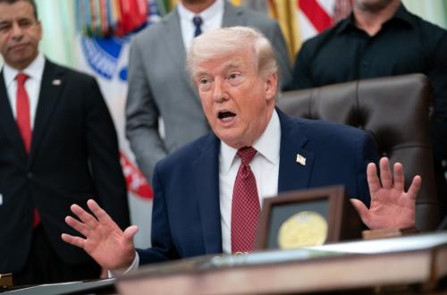 Trump Rejects 'Toll' on the Strait of Hormuz and Threatens to Seize Iran's Enriched Uranium