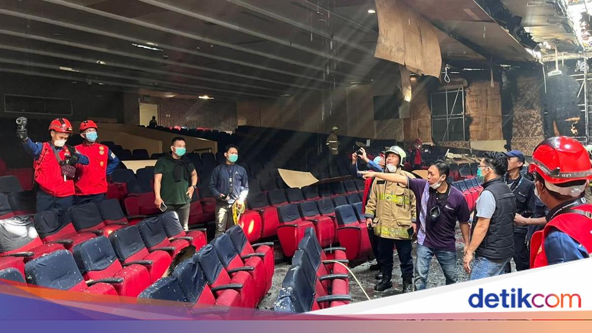Fire at Binus Anggrek Campus in West Jakarta: Fire Originated in 5th-Floor Auditorium