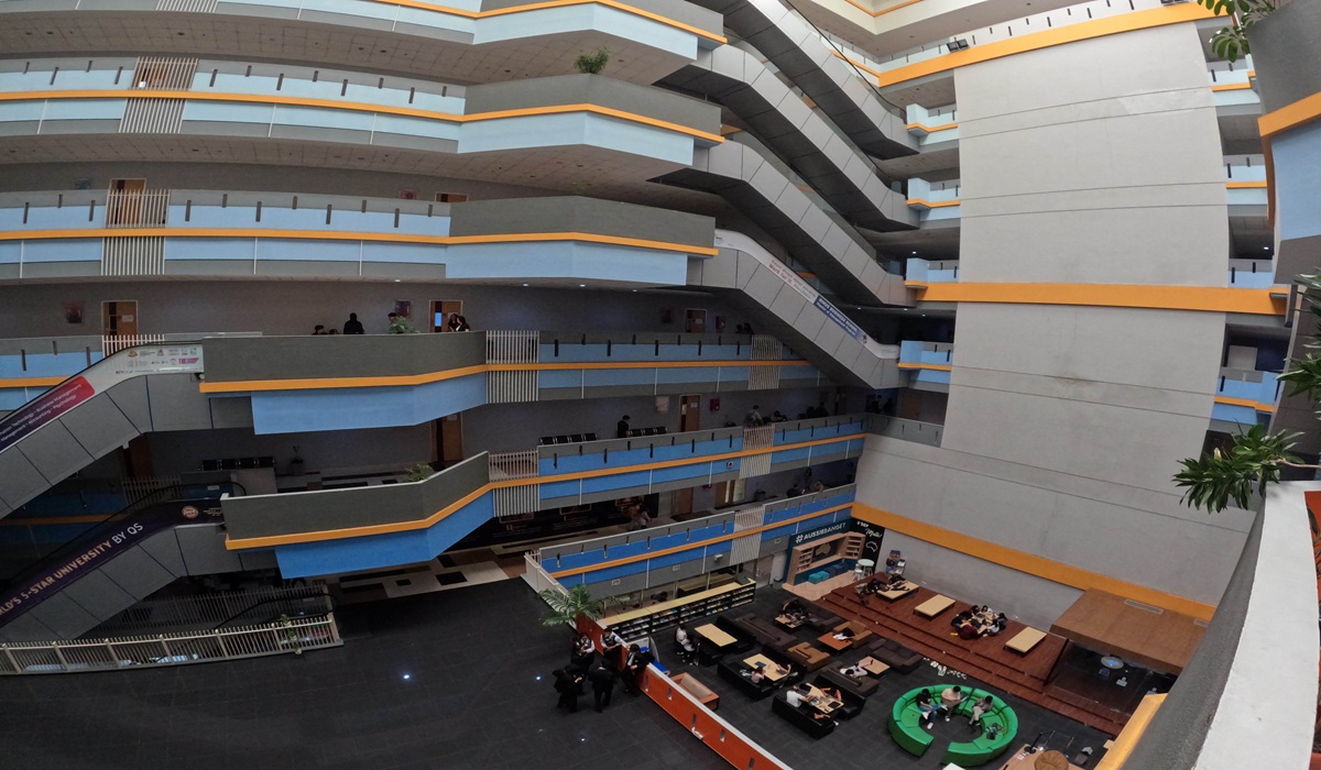 Binus Campus Fire: Five Fire Engines Deployed