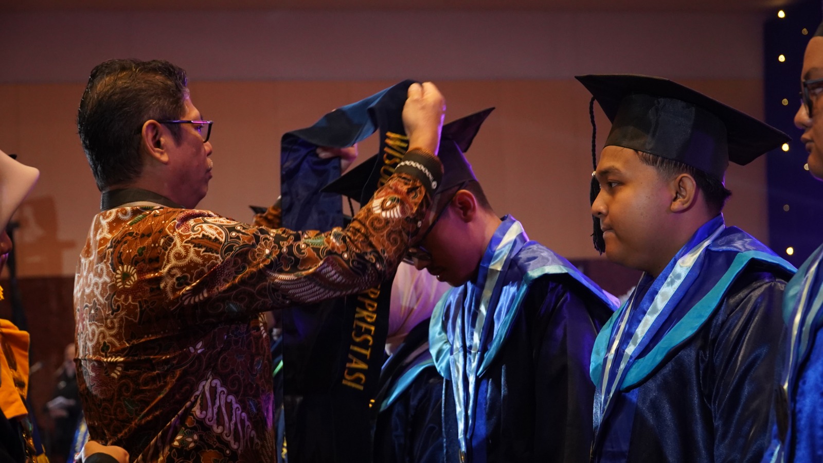 20 Students Earn Honours at ITPLN's 48th Graduation Ceremony