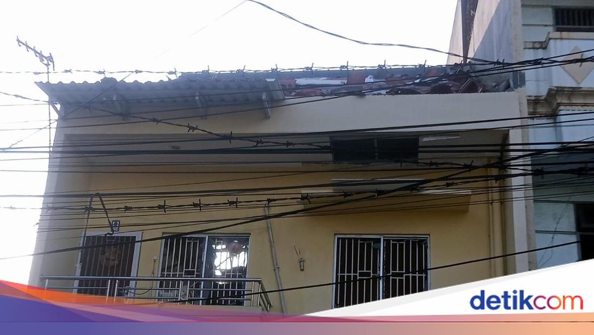 Tambora House Left in Ruins After Gas Explosion