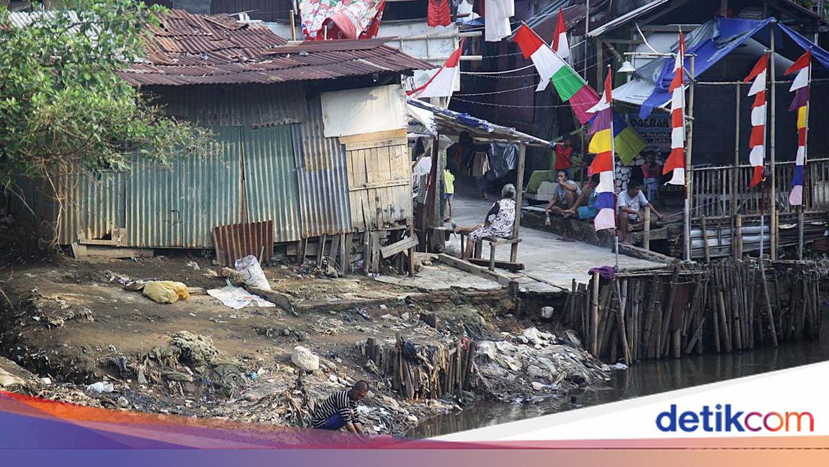 Jakarta Aims to Address 50 Slum RWs Next Year