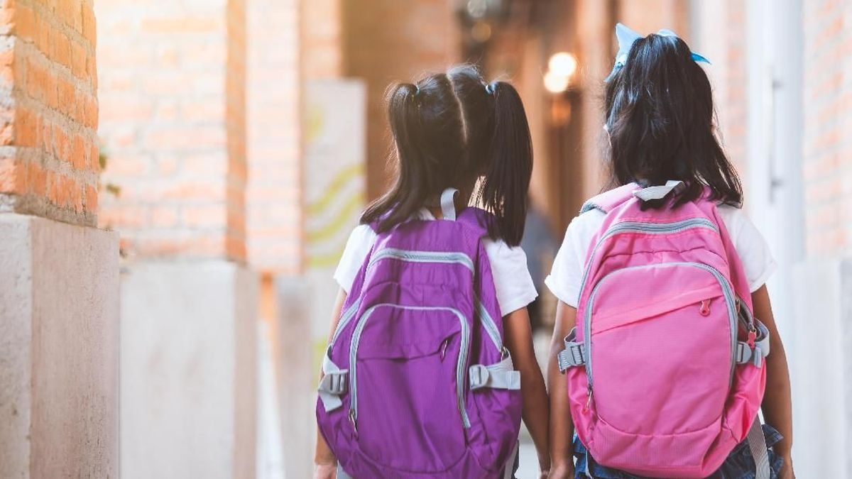 Karawang MI pupil missing for four days, runs away with her boyfriend and hides at a neighbourhood patrol post