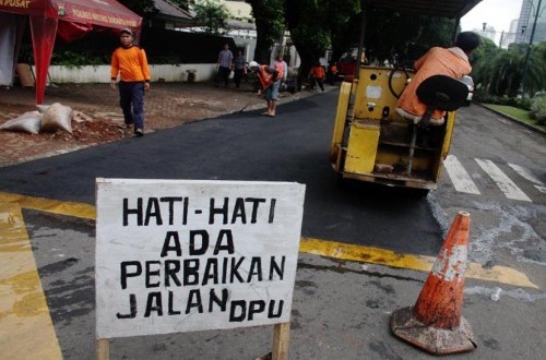 Cirebon completes repairs on 24 road sections; here are the locations