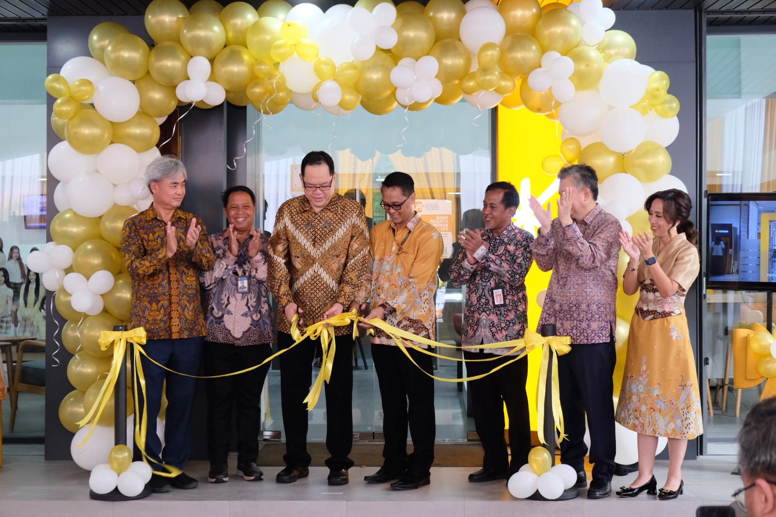 Inaugurate Semarang Branch Office to Accelerate Retail Transformation and Strengthen Central Java's Business Ecosystem