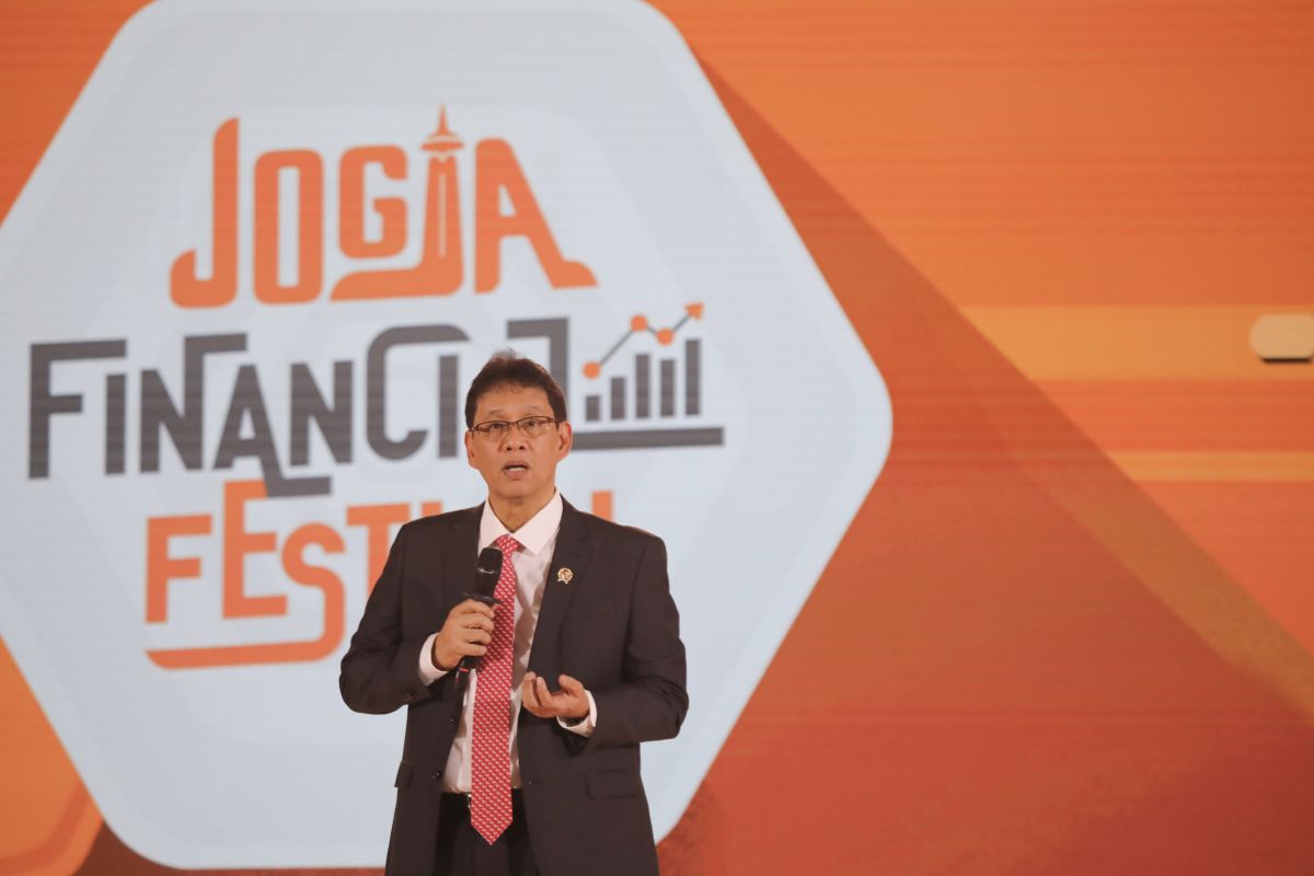 Finance Minister Says Economic Optimism Is Based on Measured Calculations