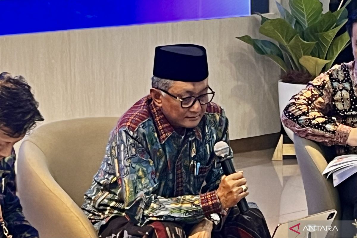 Public Works Minister builds dam and bridge in Sumatra post-disaster recovery