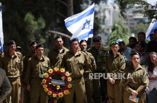 Iraqi Shepherd Discovers Israeli Secret Base; Local Soldiers Killed