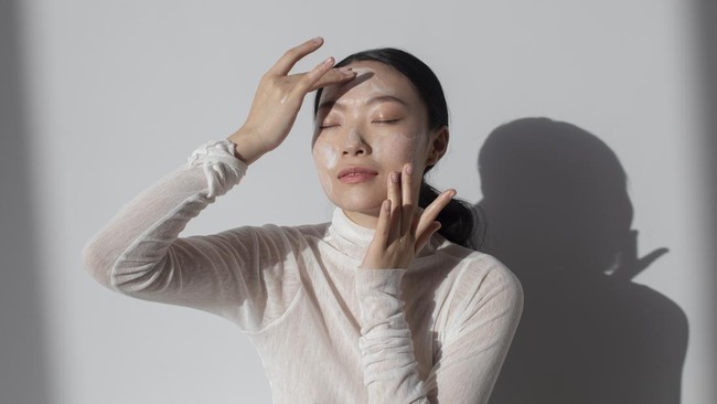 Common Sunscreen Use Mistakes Still Common Among Indonesians