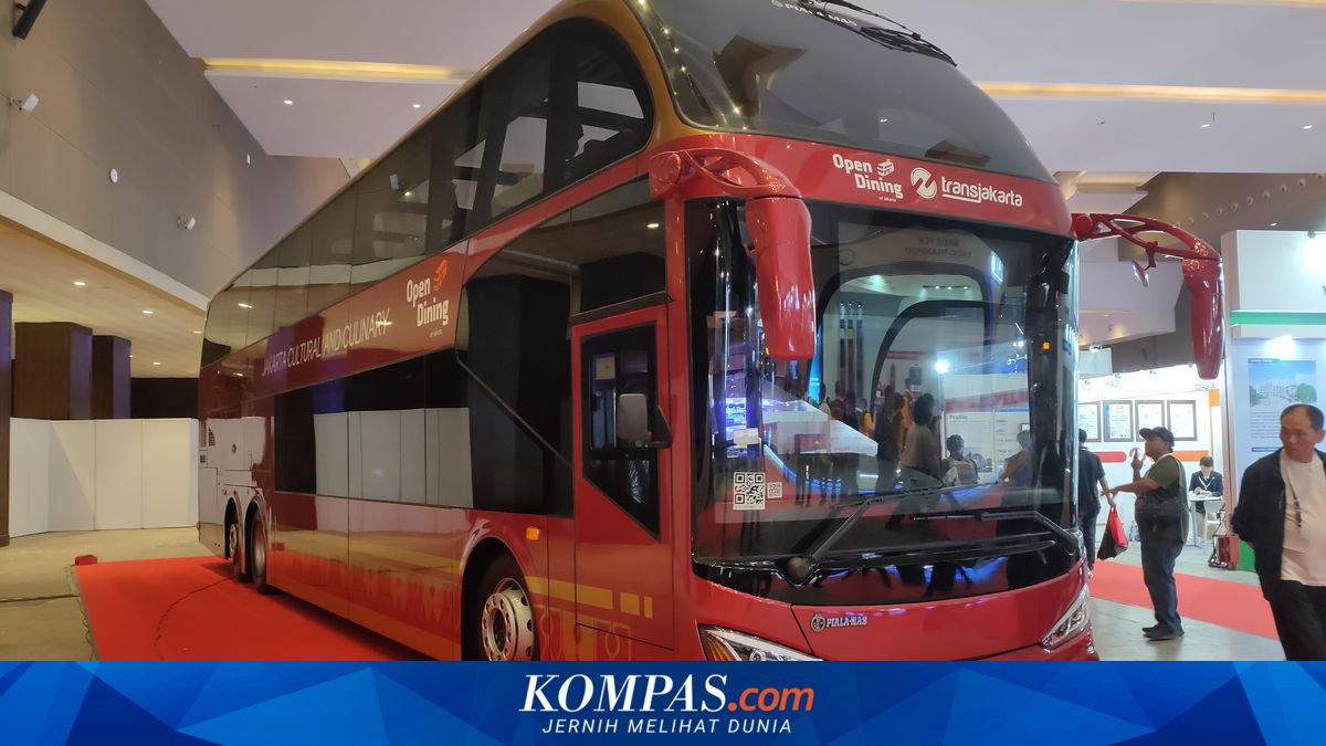 Transjakarta Unveils Open Dining Double-Decker Bus