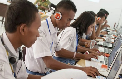To Boost Global Competitiveness, the Ministry of Primary and Secondary Education Expands Foreign Language Certification for SMK Students