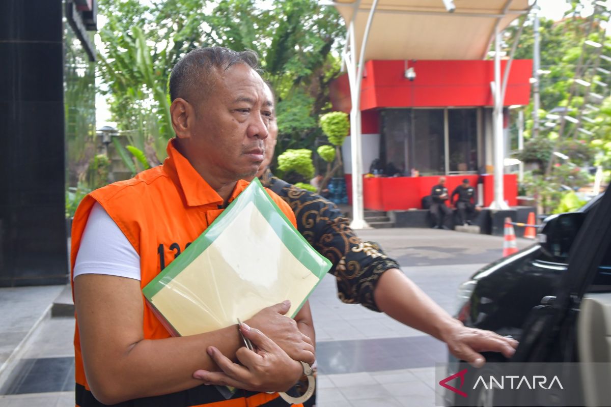 KPK Traces Private-Sector Gifts to Gatut Sunu Related to Projects