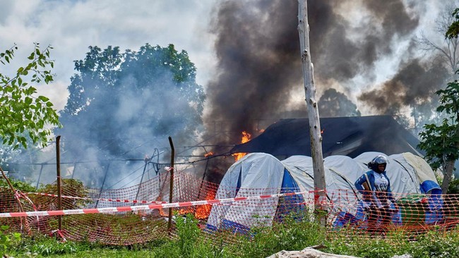 Ebola Hospital Set Ablaze — One Body Burned, Patients Who Fled Apprehended