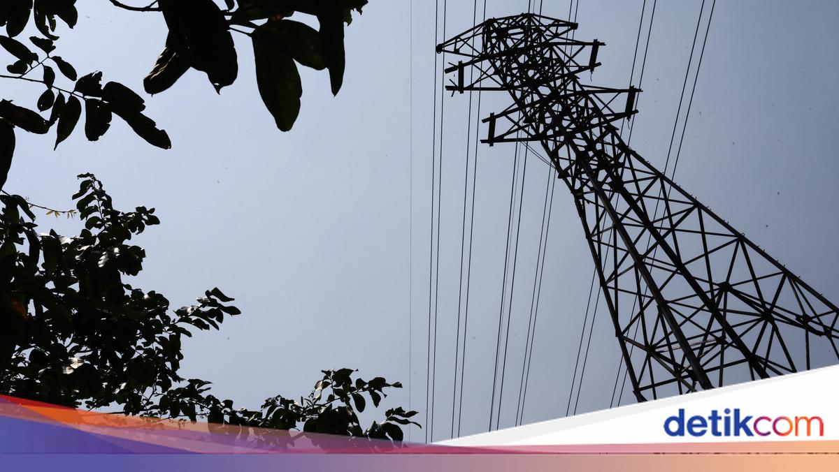 Power Outages in Sumatra After 540 Feeders Damaged by Extreme Weather