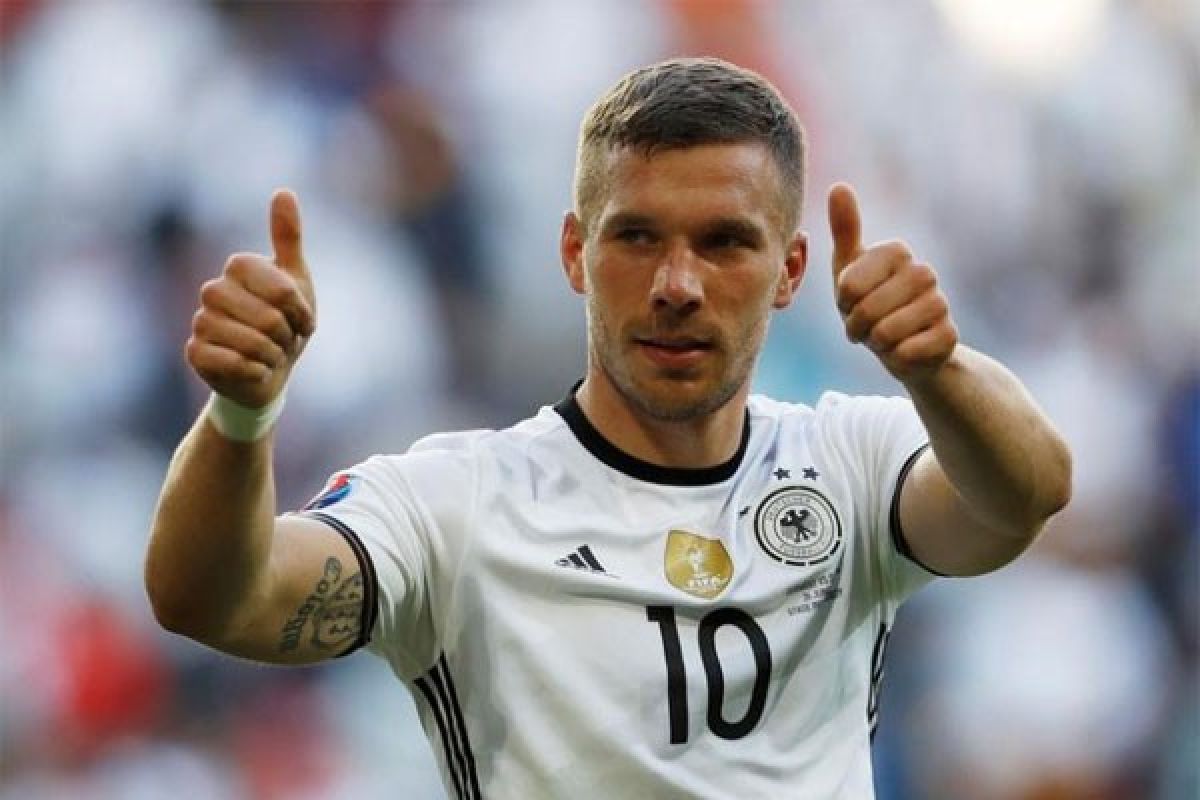 Former Germany international Lukas Podolski retires at the age of 40