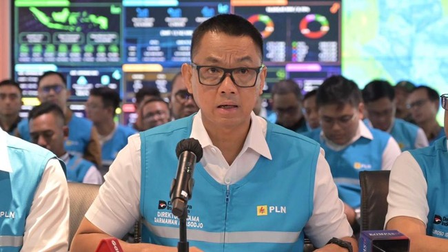 PLN explains hours-long power outages across Sumatra region