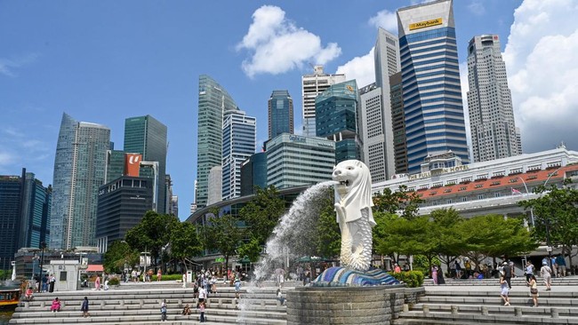 Cash Rain! Wealthy Middle Eastern Funds Pour into Singapore