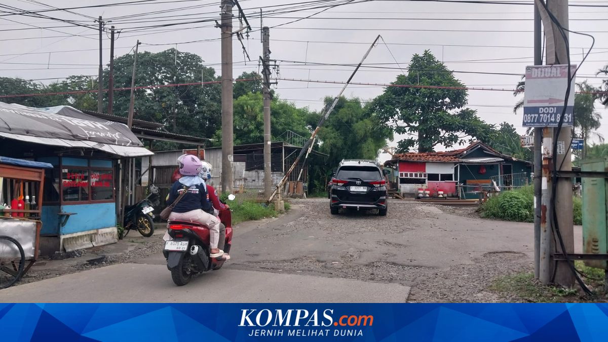 KAI to Close Nine Informal Level Crossings in Bogor for Safety