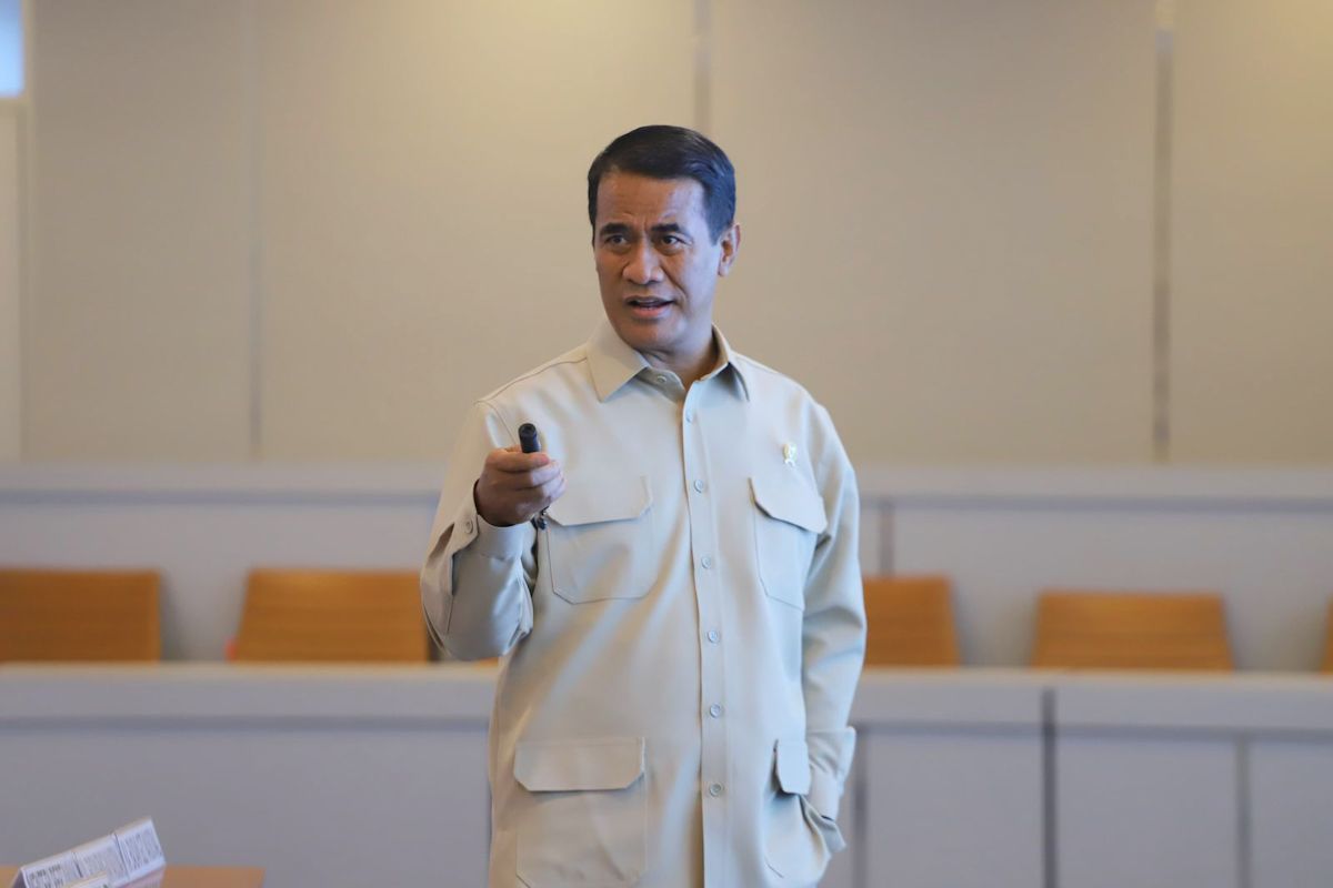 Agriculture Minister reiterates commitment to continue cracking down on food mafias to protect Indonesian farmers