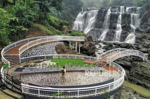 The Little Niagara tourist site Curug Malela reopens after three-week closure due to landslide