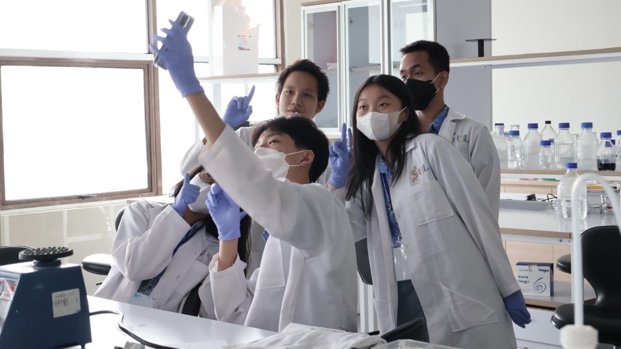 OJK Reports Student Savings Reach 29.13 Trillion Rupiah in First Quarter 2026