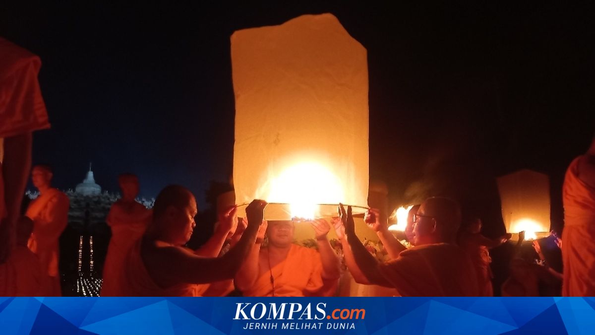 Want to Attend the 2026 Vesak Lantern Festival at Borobudur? Check Ticket Prices and Regulations