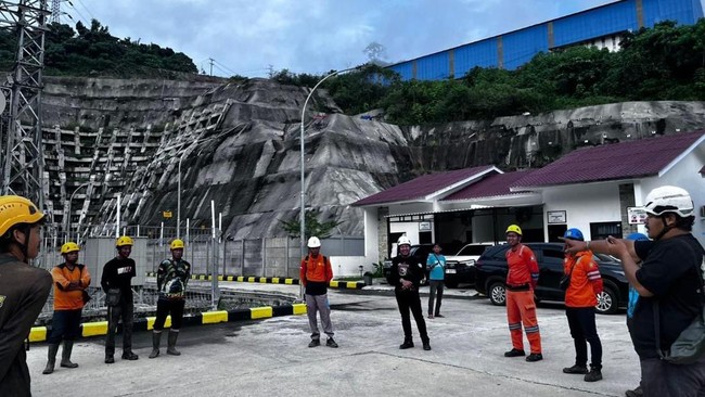 Sumatra's Electricity Restored: PLN Restores 176 Substations