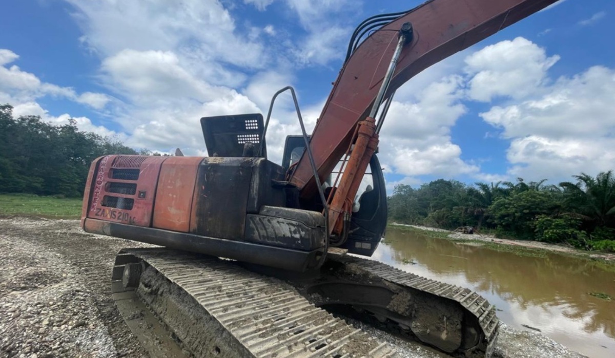 Sarolangun Police Uncover Illegal Gold Mining Operation Disguised as Silica Sand Mining