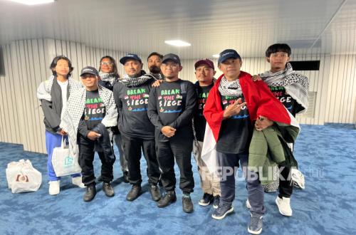 Foreign Minister Welcomes Return of Nine Indonesian Humanitarian Activists, Accuses Israel of Violating International Law