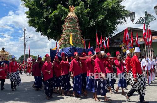 Sultan Orders Simplified Garebeg Besar Ceremony, Pareden Distributed Only to Palace Attendants