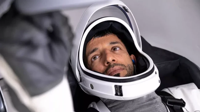 Hajj Portrait from Space: UAE Astronaut Sends Meaningful Message