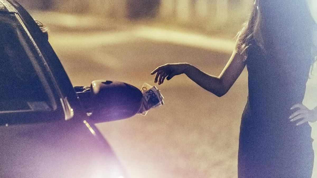 Viral Japanese Foreigner Offered Child Prostitution in Lokasari, West Jakarta