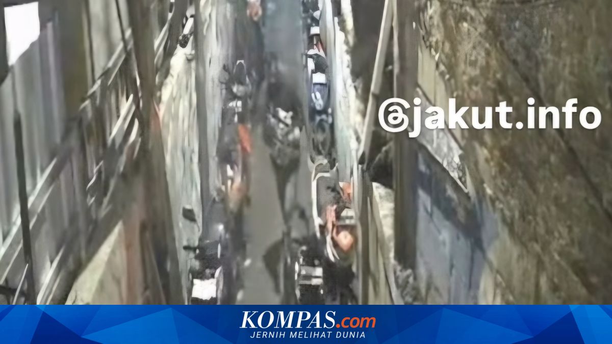 Motorcycle Theft Suspect in Kampung Bandan, North Jakarta Threatens Resident with Firearm