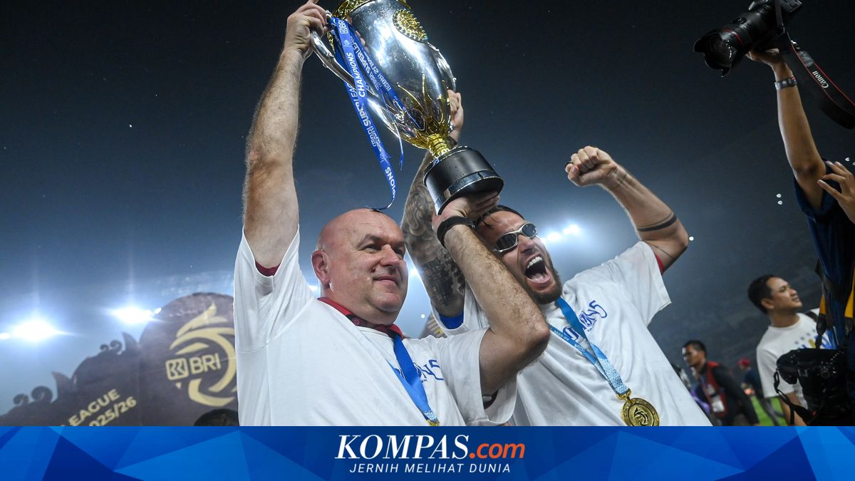Bojan Hodak Meets Persib President Glenn Sugita to Discuss Contract