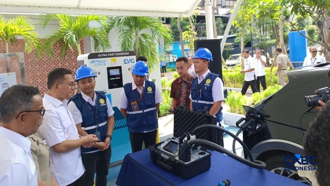 Trade Minister Tightens Oversight of Electric Vehicle Charging Stations, Launches First National Measuring Device