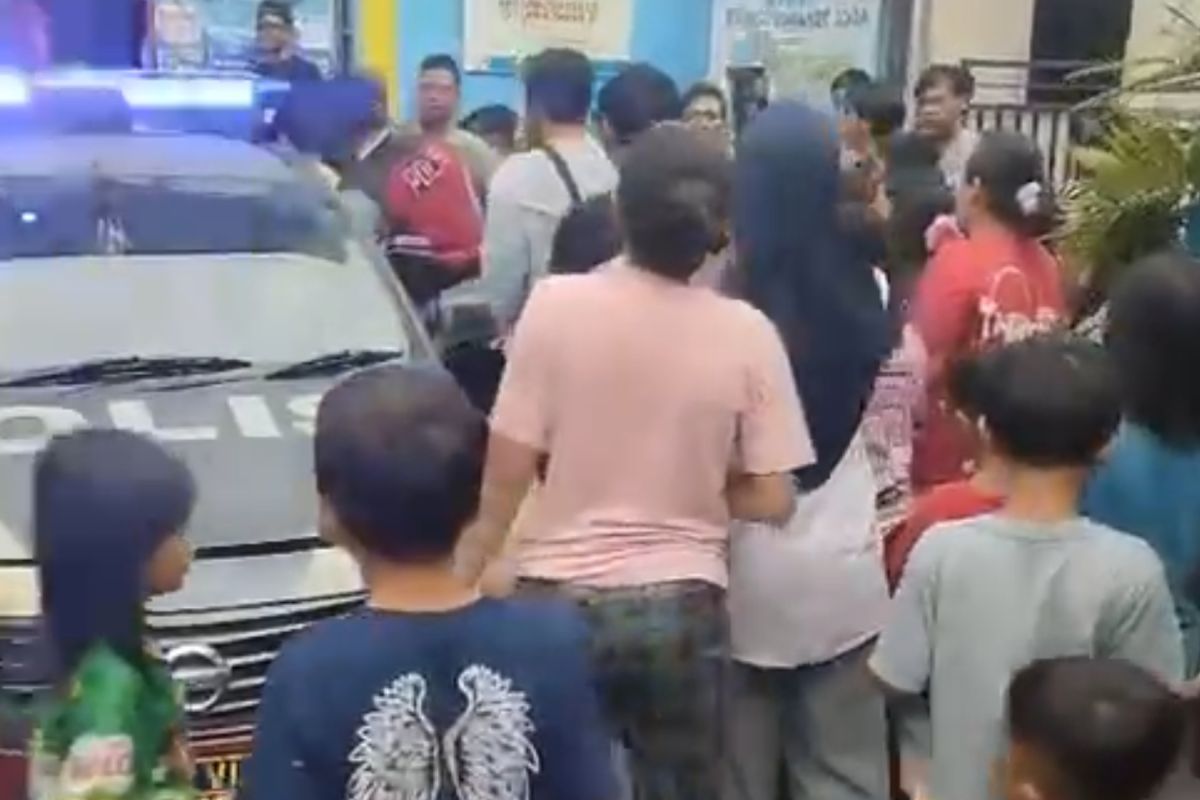 Police arrest man who molested two underage stepchildren