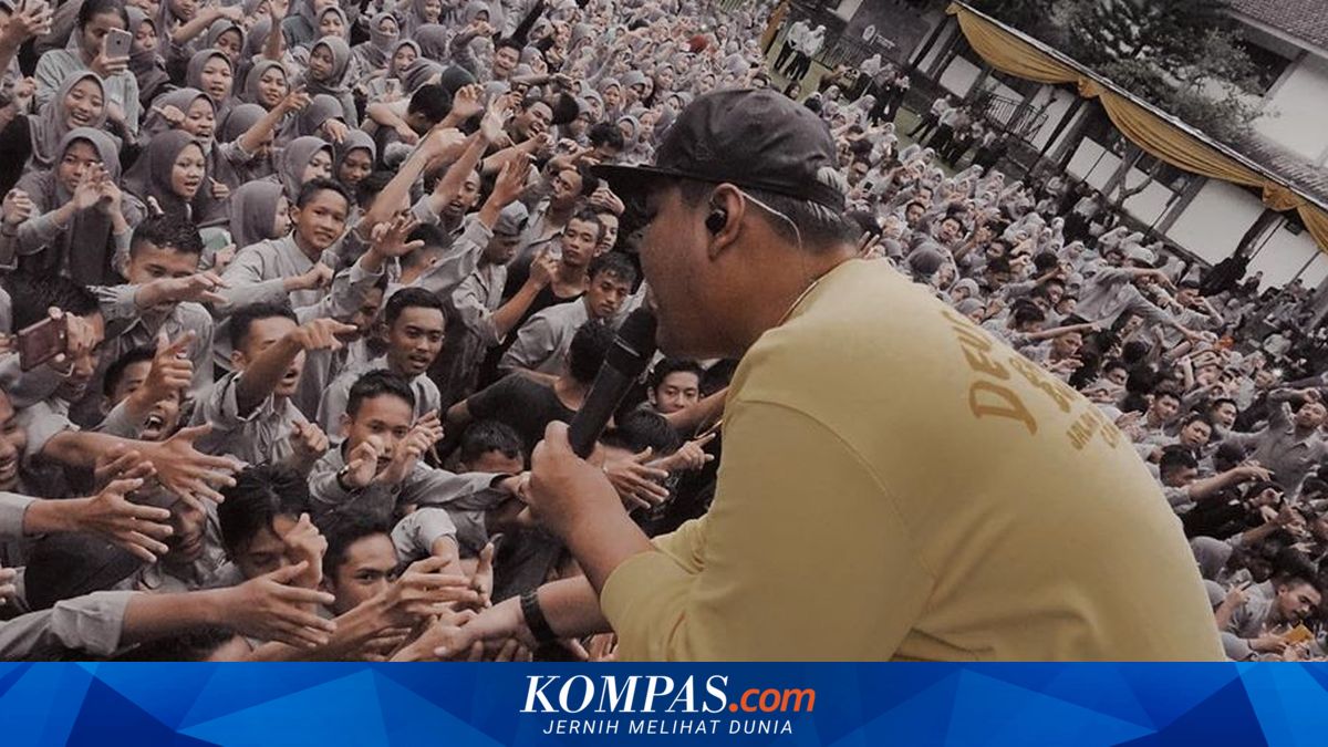 Kicau Mania: The Algorithmic Gantang