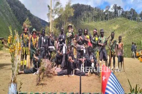 44 Pegunungan Bintang Residents Evacuated Amid OPM Threat