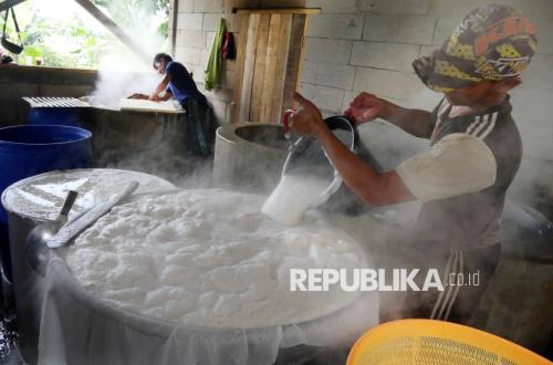 Tofu Makers Cut Product Size Rather Than Raise Prices Amid Soaring Soybean Costs