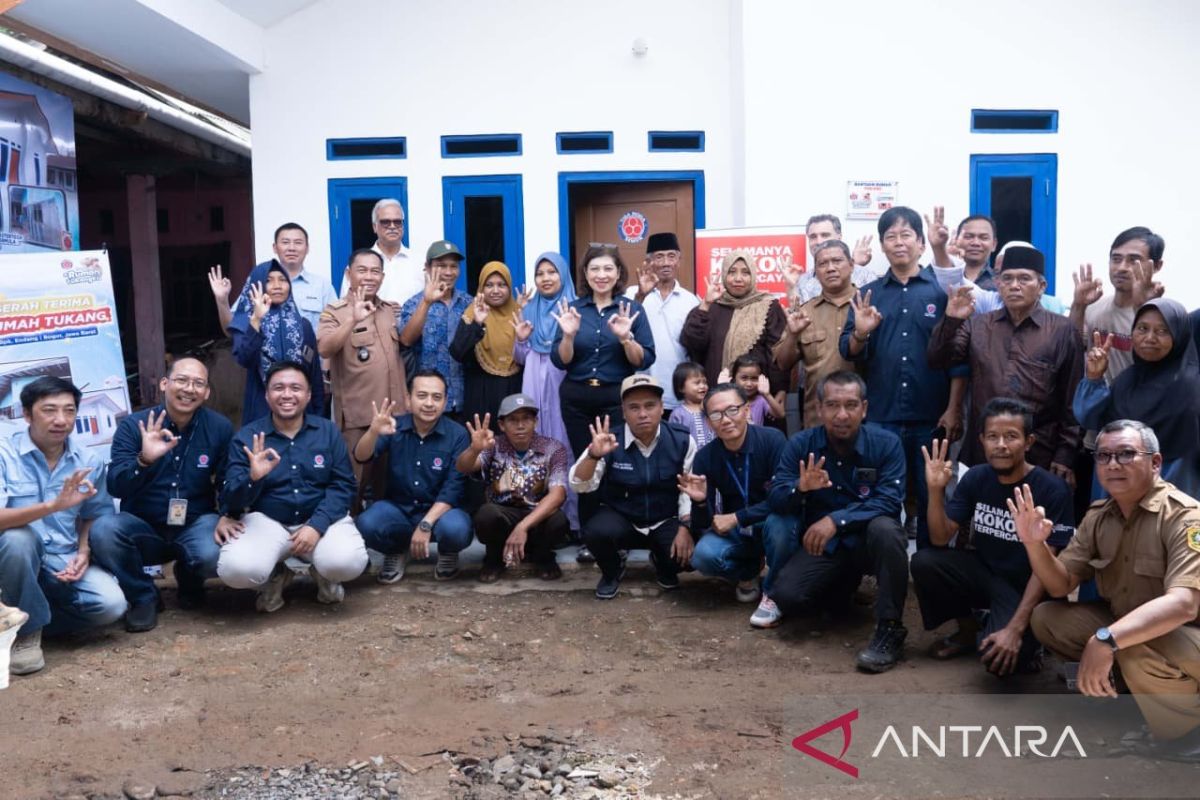 Indocement Renovates Construction Workers' Homes via 'Bangun Rumah Tukangku' Social Programme