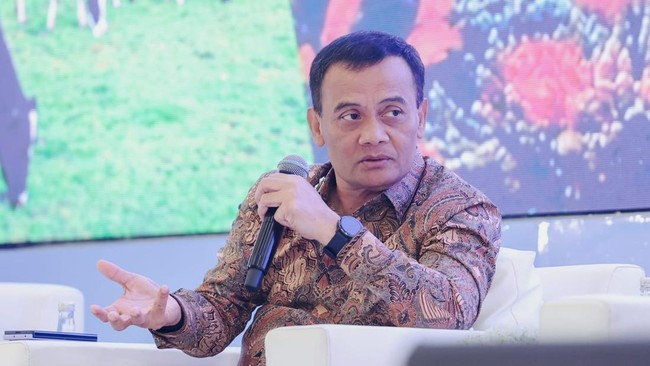 Airlangga and OJK Commend Central Java on Dual Achievements