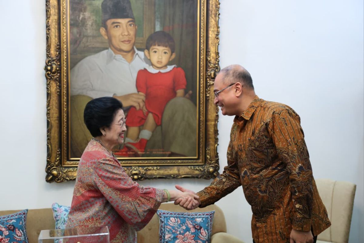 Megawati and Indian Ambassador Discuss Indonesia-India Relations Since Sukarno Era